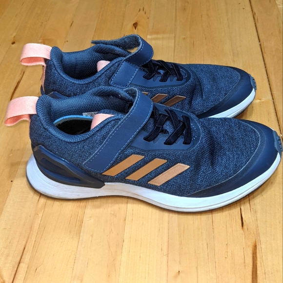 Adidas girls size 2 sneaker